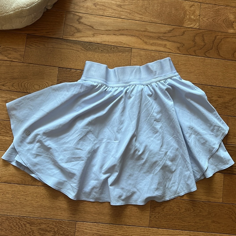 Lululemon skort size 2 - Picture 5 of 6